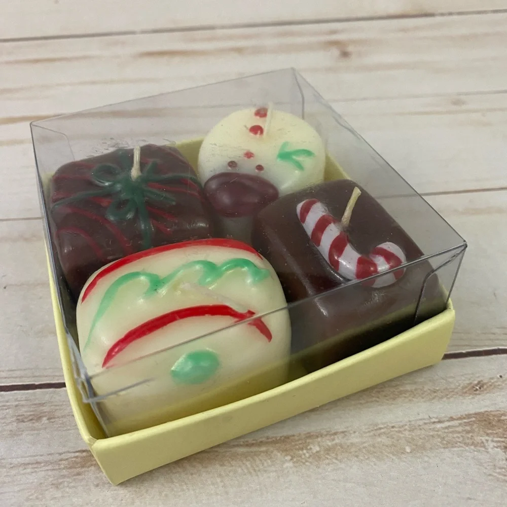 Petit Four boxed Christmas Chocolate CANDLES Snowman Candy Cane Tag Brand